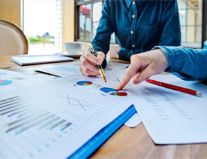 易高定制家居：定制家具一線品牌受消費(fèi)者青睞的原因有哪些？