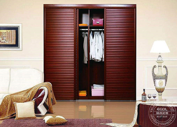 整體衣柜移門(mén)清潔保養(yǎng)有哪些小妙招？