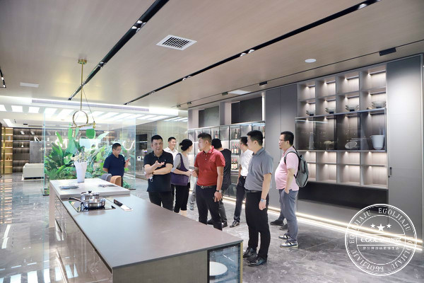 祝賀易高家居與月星家居簽訂戰(zhàn)略合作協議