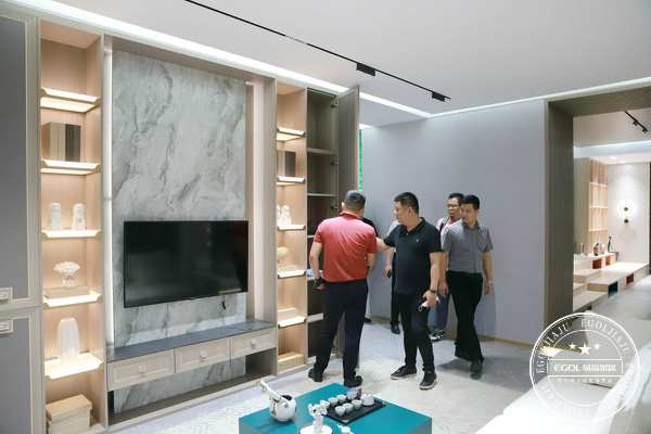 祝賀易高家居與月星家居簽訂戰(zhàn)略合作協議