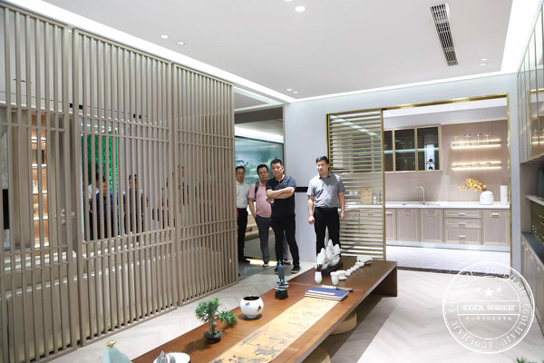 祝賀易高家居與月星家居簽訂戰(zhàn)略合作協議