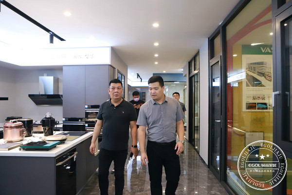 祝賀易高家居與月星家居簽訂戰(zhàn)略合作協議