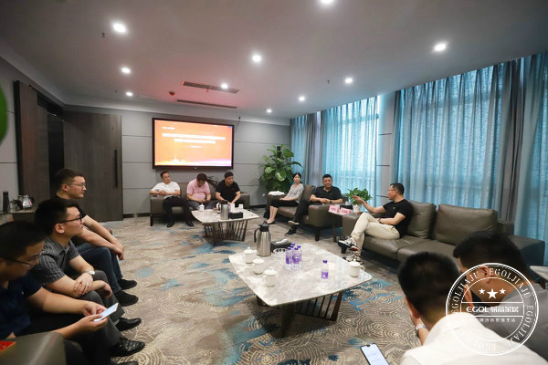 祝賀易高家居與月星家居簽訂戰(zhàn)略合作協議