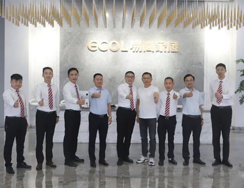  歡迎敏華控股大中華區(qū)首席總裁王兵一行蒞臨易高家居參觀交流！